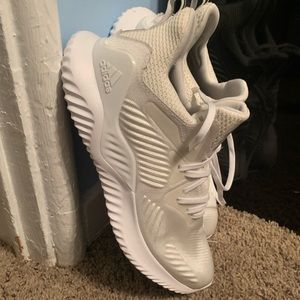 Adidas Alpha Bounce Men’s Shoe